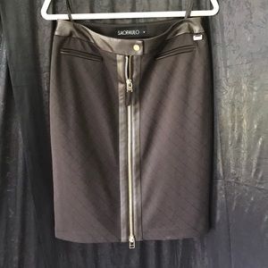 Saopaulo stunning black skirt Sz 38/ 6